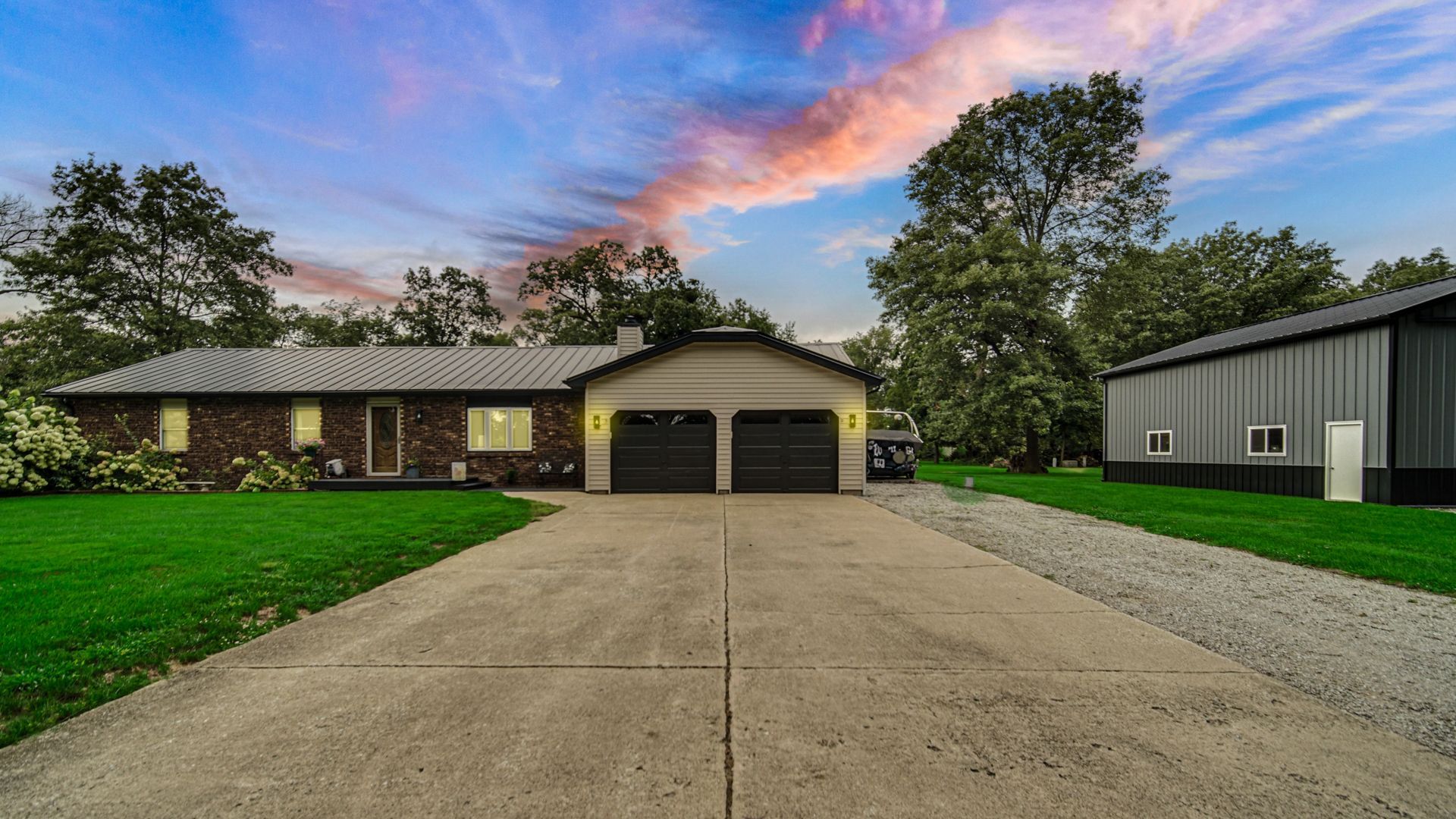 15639 Bradley Avenue, Momence, IL 60954 Main Photo