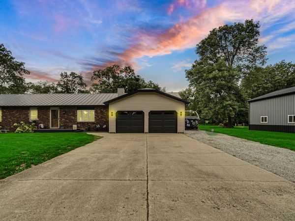 15639 BRADLEY Avenue , Momence, IL 60954