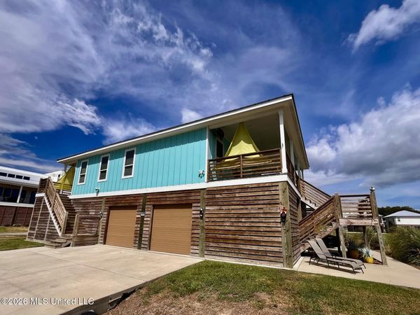 127 17th Street, Gulfport, MS 39507