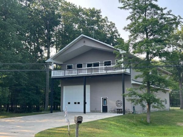 7859 Port Austin Road, Pigeon, MI 48755