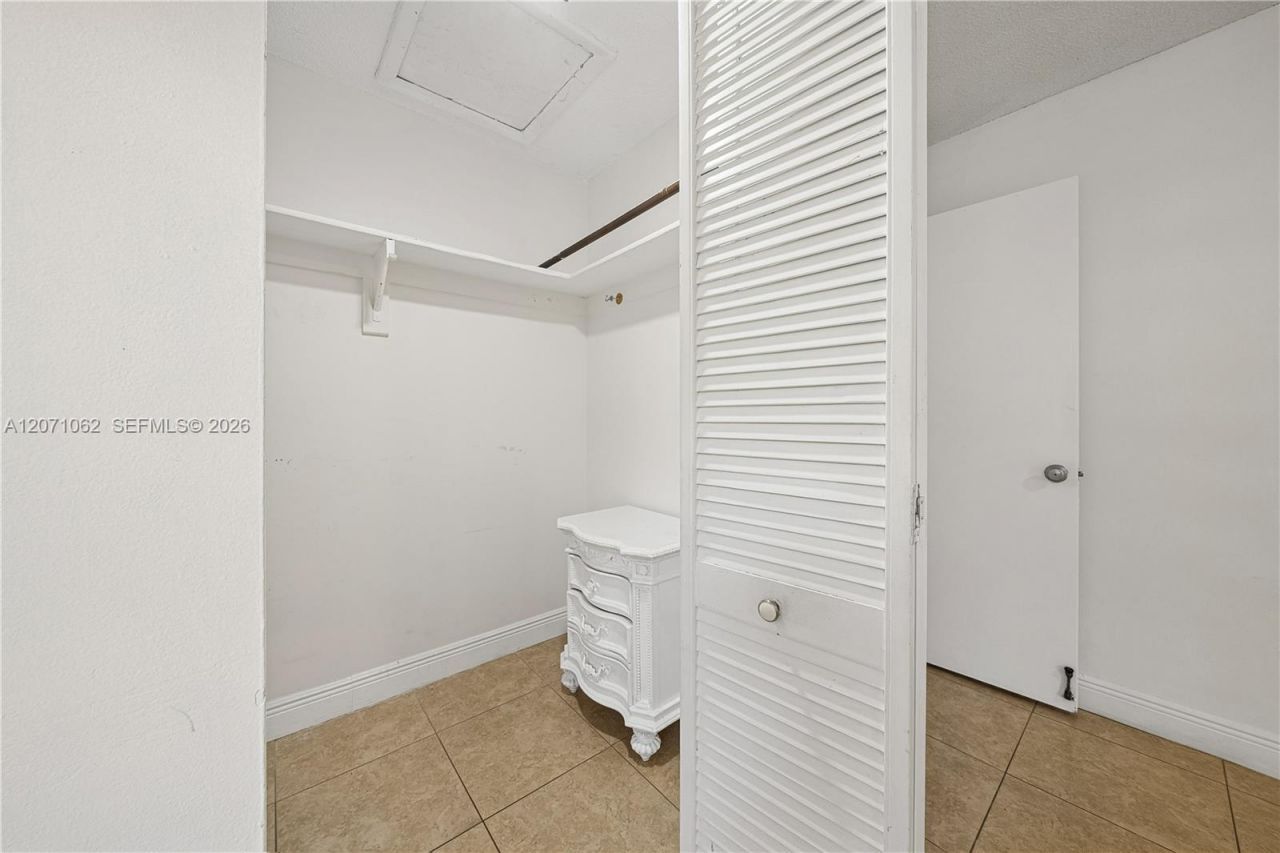 5302 SW 138th Pl , Miami, FL 33175 Photo