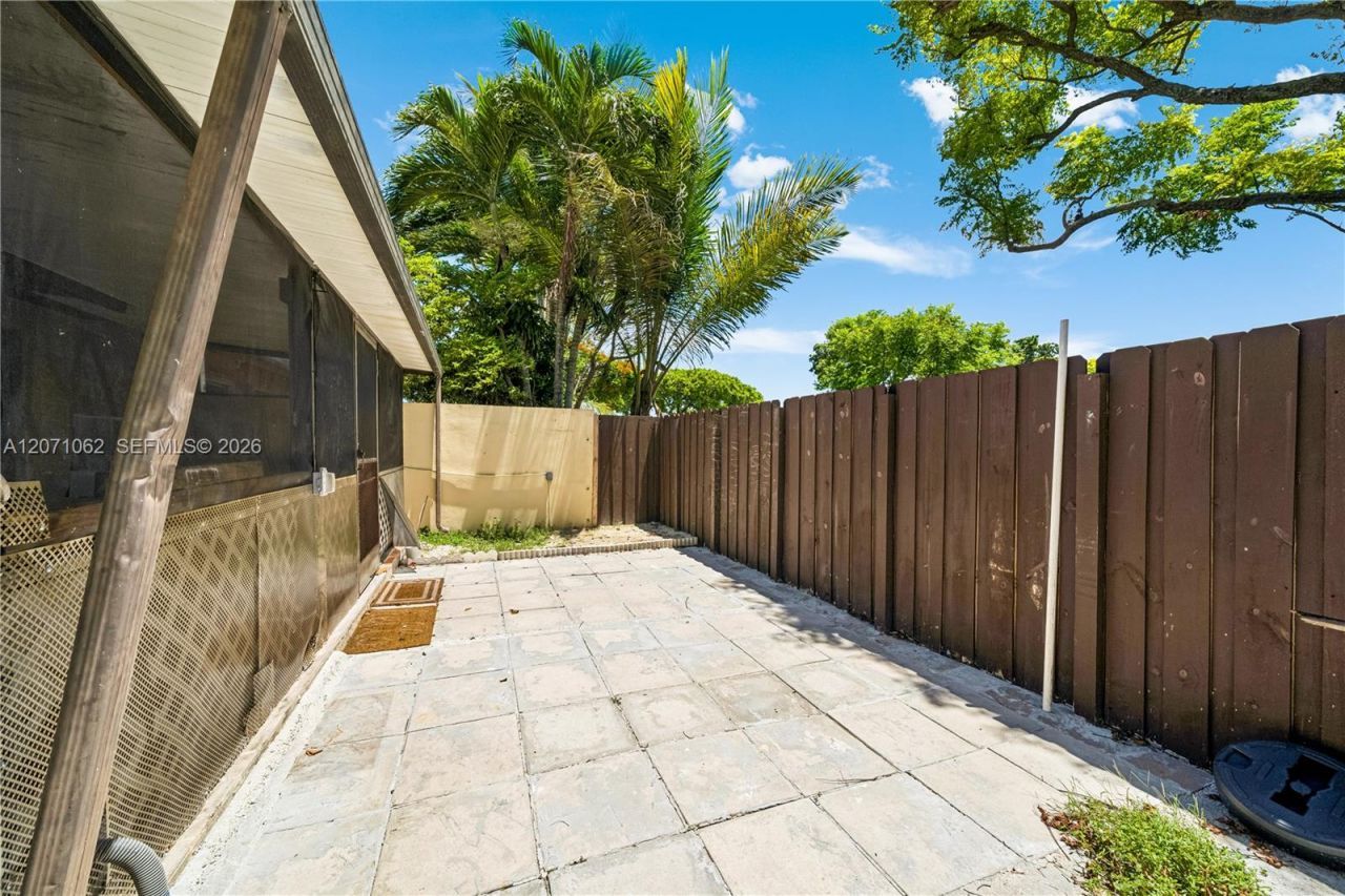 5302 SW 138th Pl , Miami, FL 33175 Photo