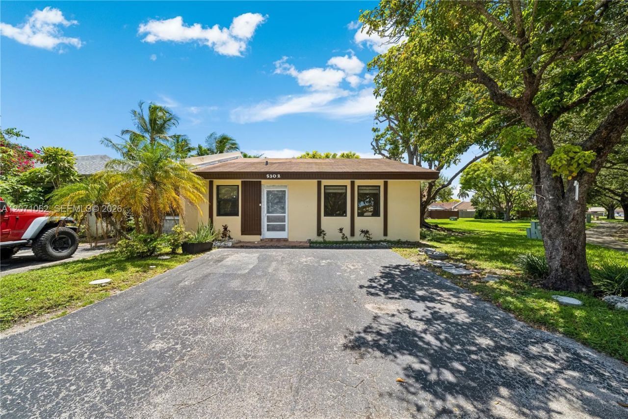 5302 SW 138th Pl , Miami, FL 33175 Photo