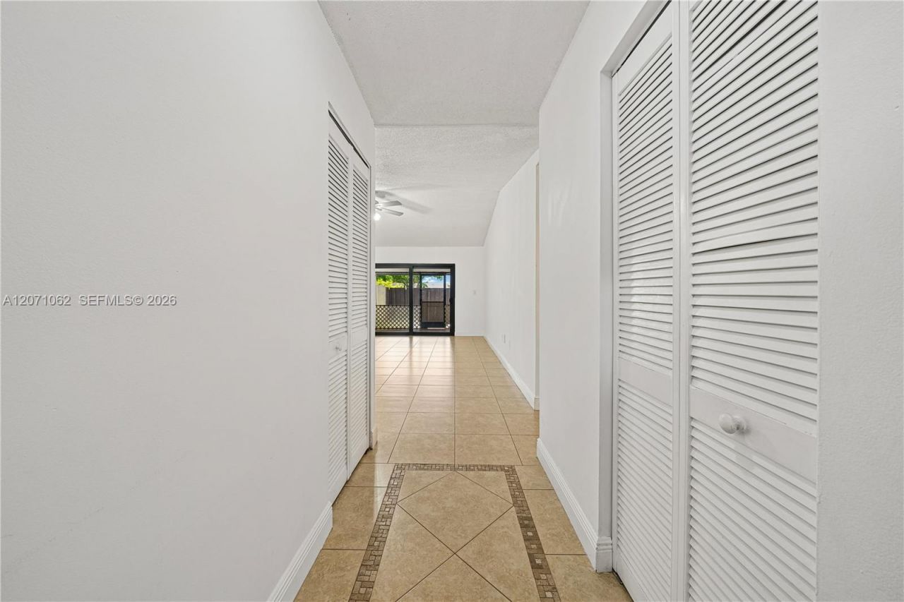 5302 SW 138th Pl , Miami, FL 33175 Photo