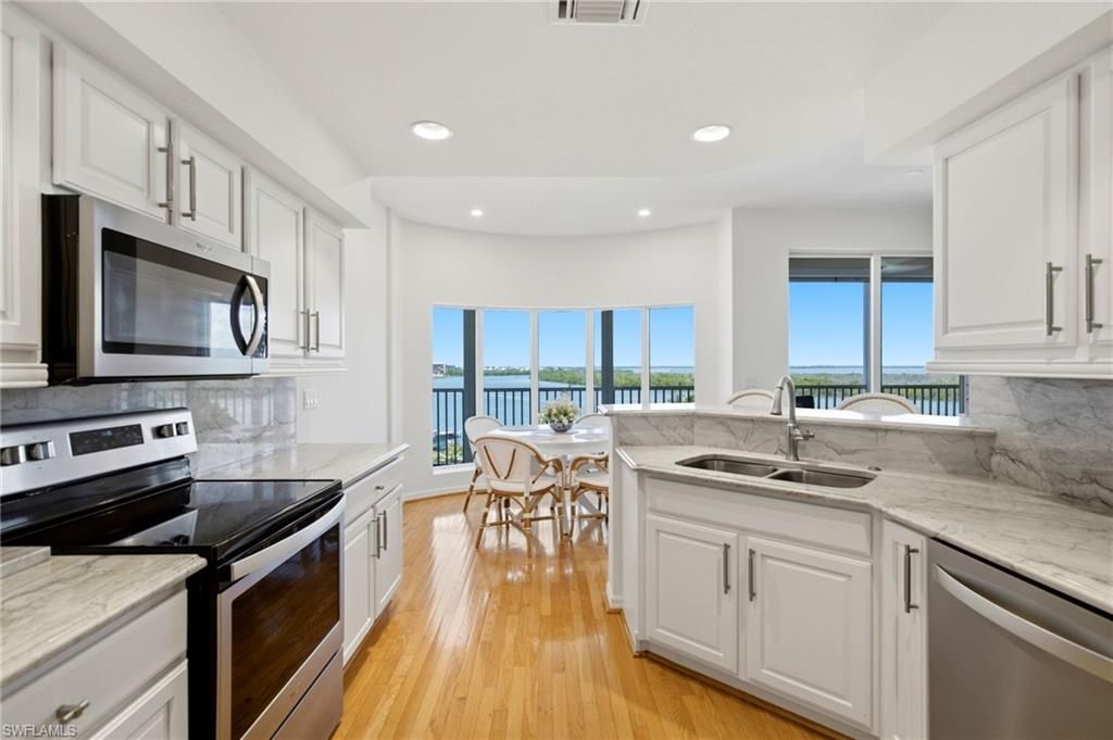 4141 Bay Beach Ln , Unit 463, Fort Myers Beach, FL 33931 Photo