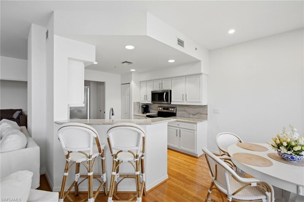 4141 Bay Beach Ln , Unit 463, Fort Myers Beach, FL 33931 Photo