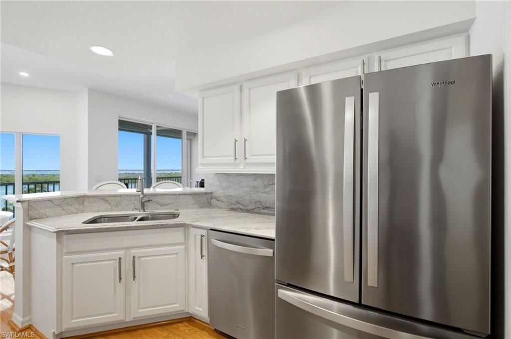 4141 Bay Beach Ln , Unit 463, Fort Myers Beach, FL 33931 Photo