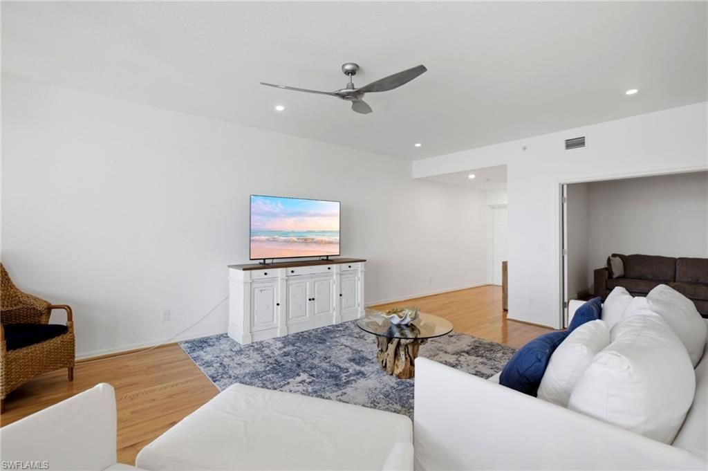 4141 Bay Beach Ln , Unit 463, Fort Myers Beach, FL 33931 Photo