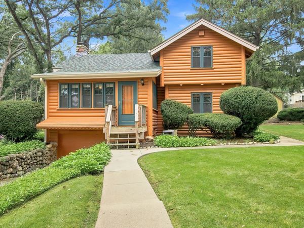 7706 Arbor Road , Wonder Lake, IL 60097