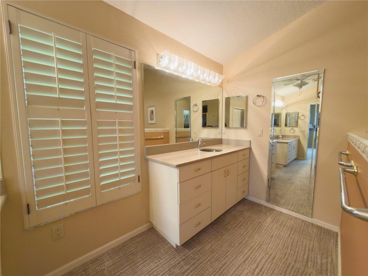 11708 Orange Grove Drive, Tampa, FL 33618 Photo