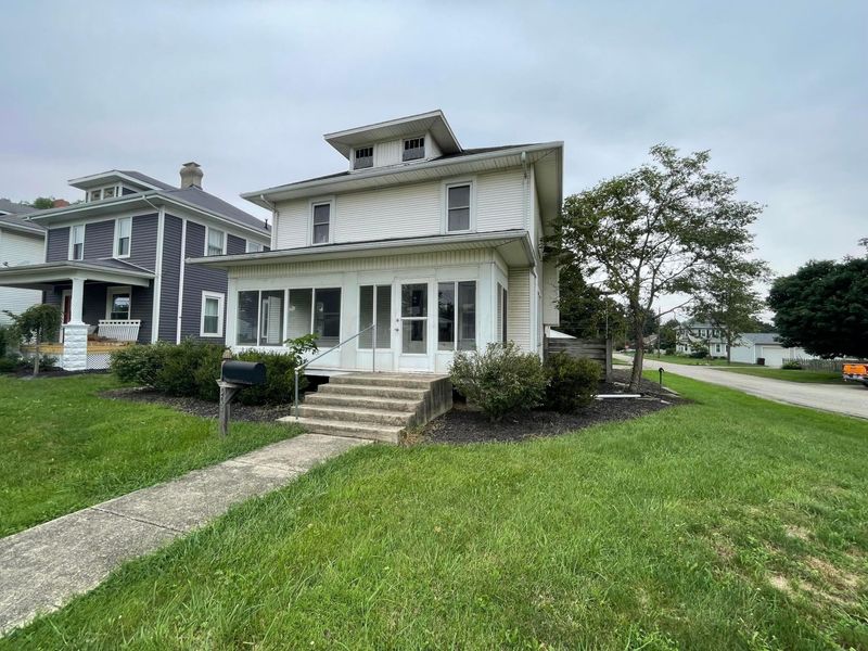902 Dayton Avenue NW, Washington Court House, OH 43160 Photo 1