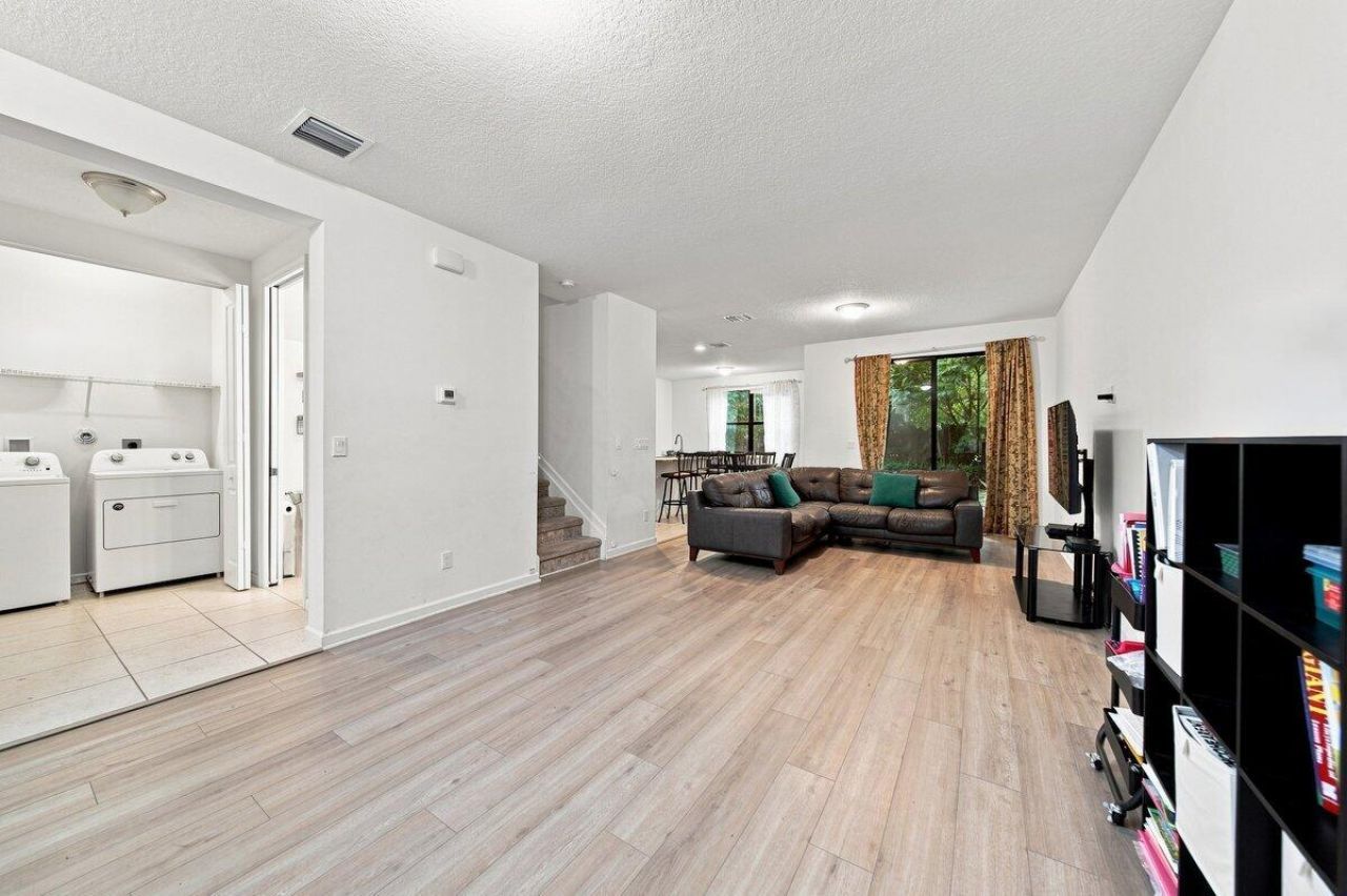 269 NW 36th Avenue, Pompano Beach, FL 33069 Photo