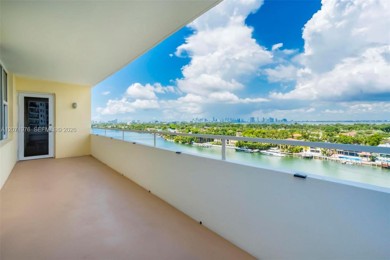 5600 Collins Ave, Unit 11S, Miami Beach, FL 33140 Photo