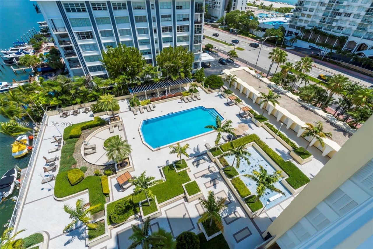 5600 Collins Ave, Unit 11S, Miami Beach, FL 33140 Photo