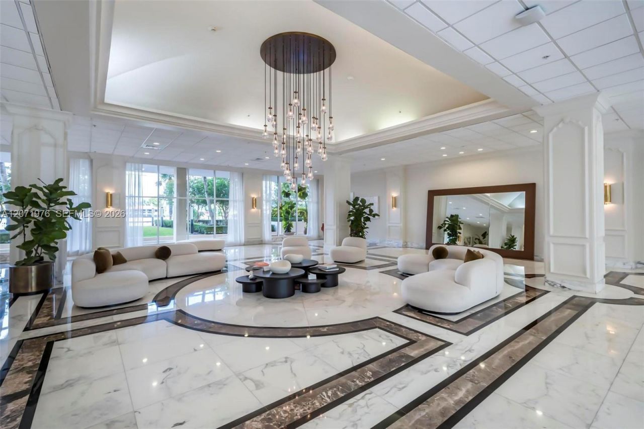 5600 Collins Ave, Unit 11S, Miami Beach, FL 33140 Photo