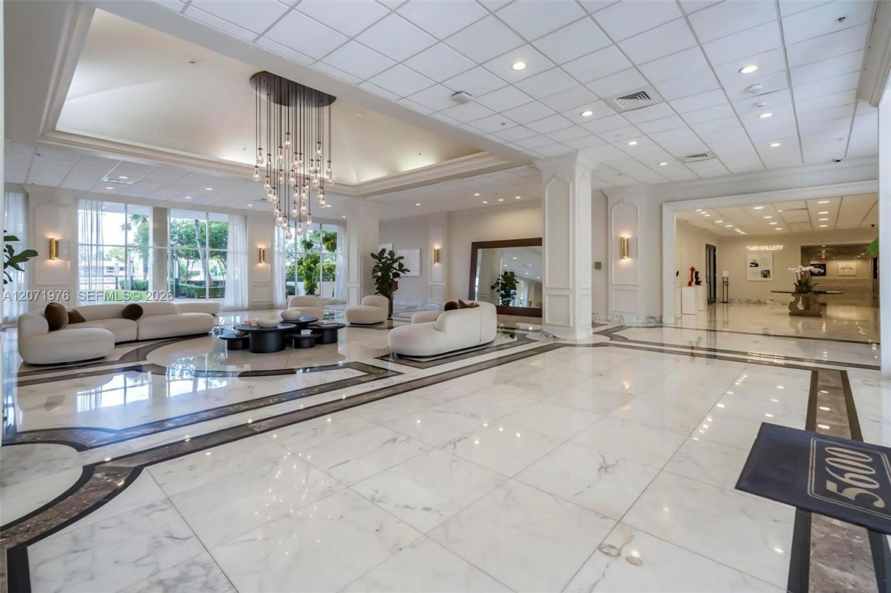 5600 Collins Ave, Unit 11S, Miami Beach, FL 33140 Photo