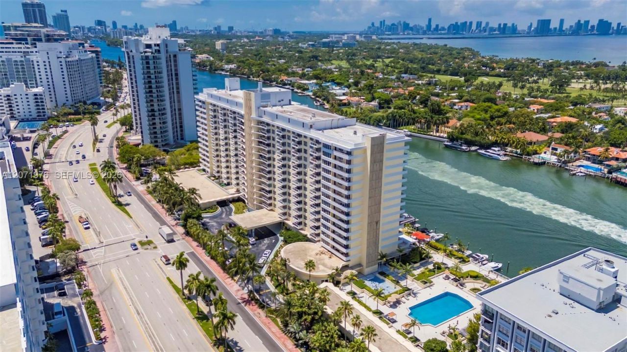 5600 Collins Ave, Unit 11S, Miami Beach, FL 33140 Photo