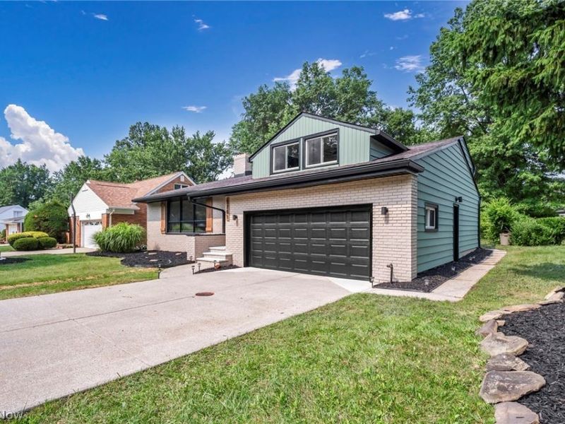 3705 Atherstone Road, Cleveland Heights, OH 44121 Photo 3