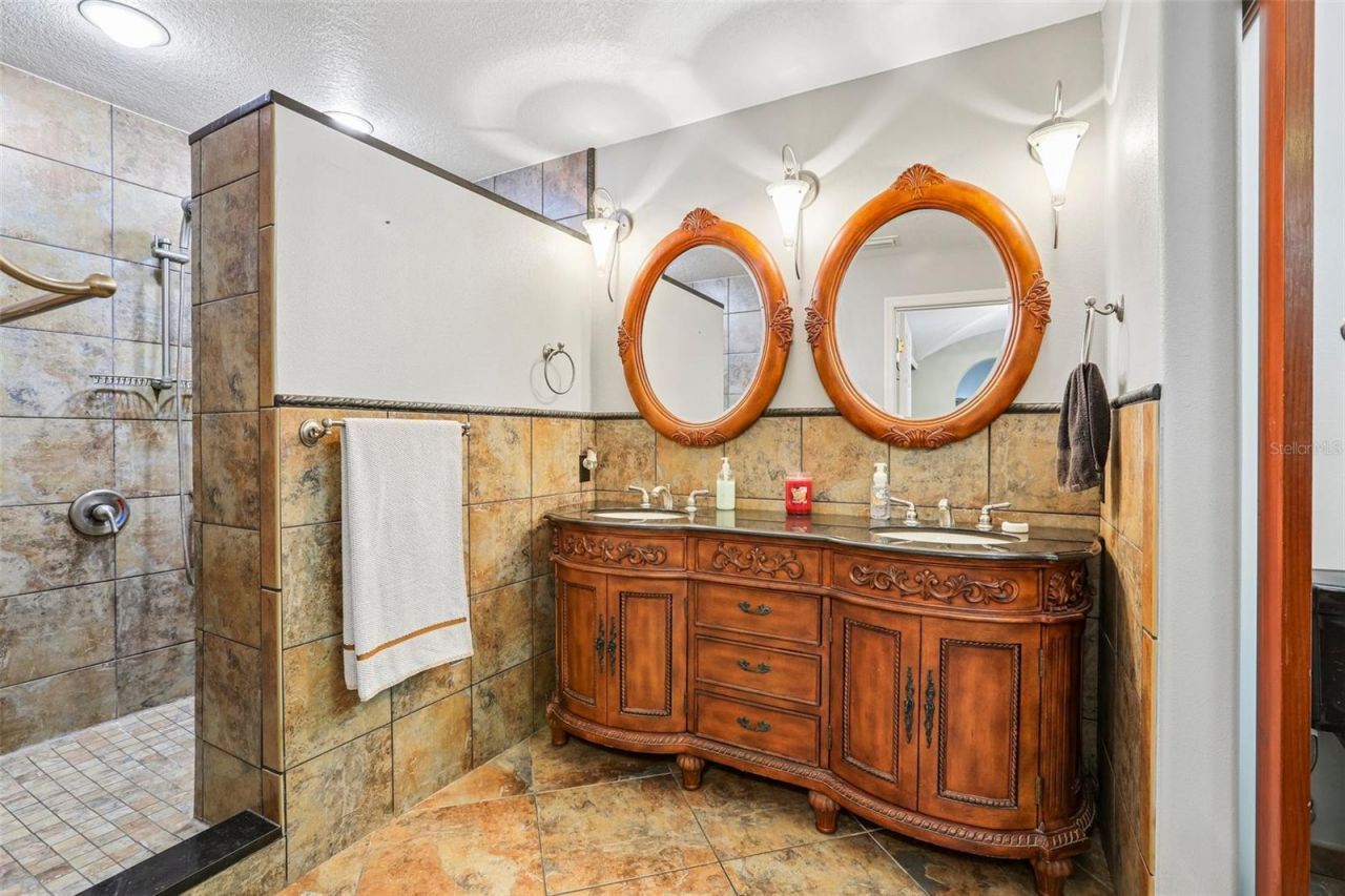 3131 N Canal Drive, Palm Harbor, FL 34684 Photo