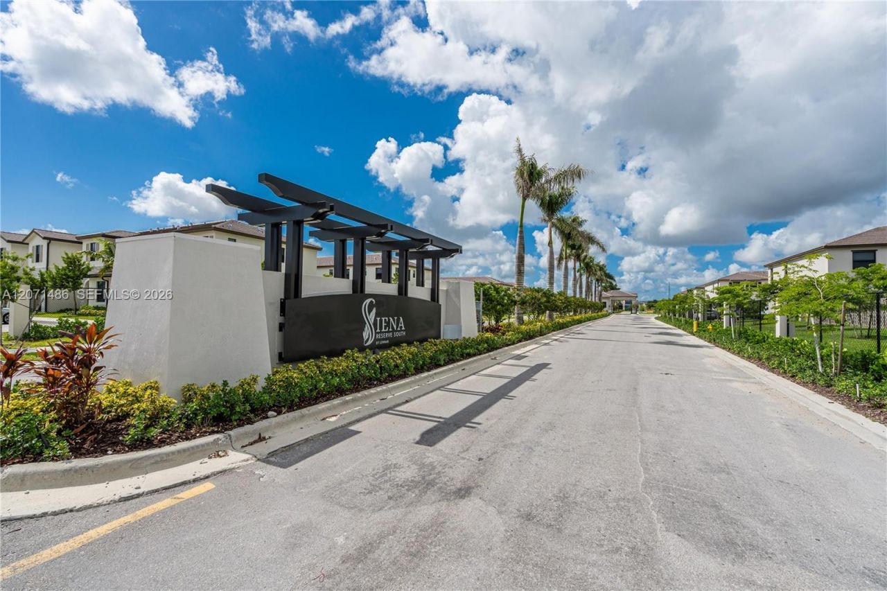 23469 SW 129th Pl , Homestead, FL 33032 Photo