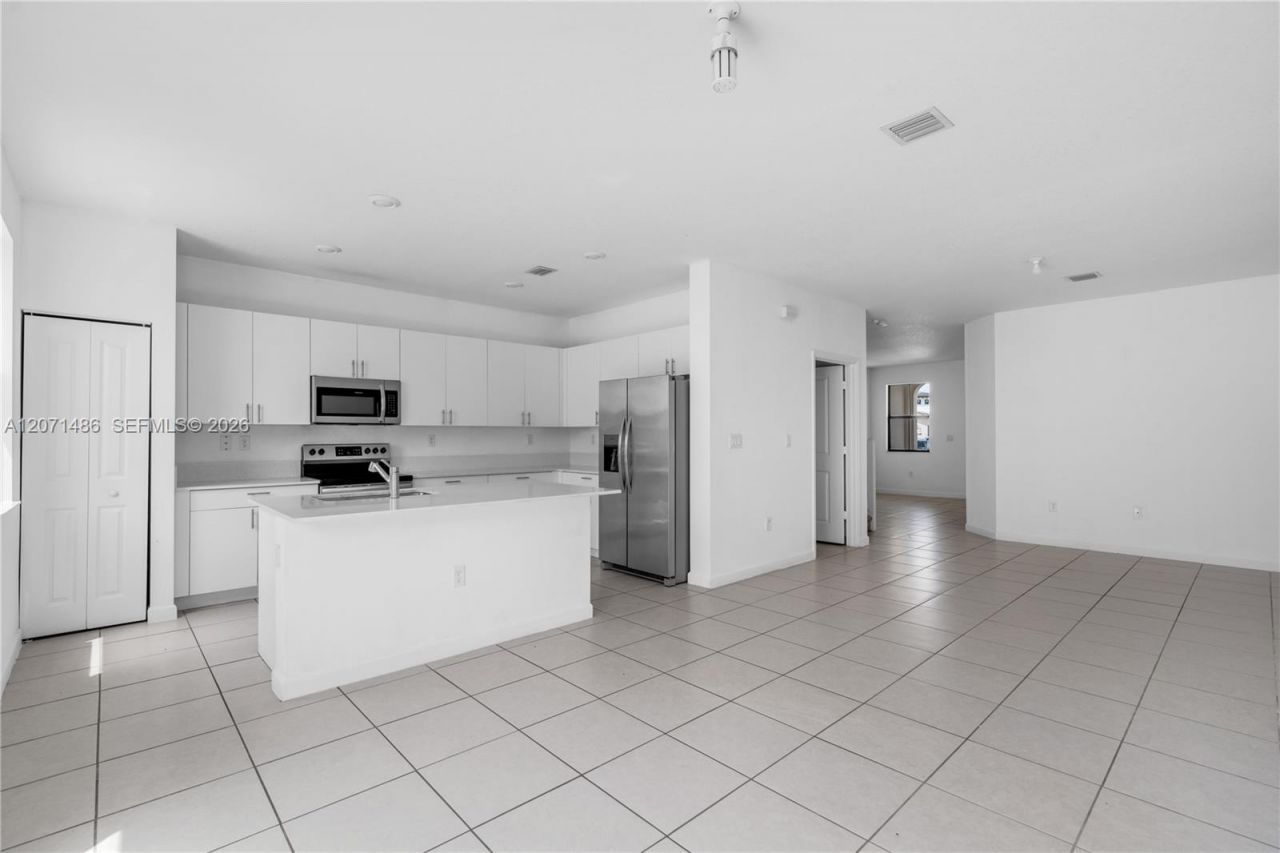 23469 SW 129th Pl , Homestead, FL 33032 Photo