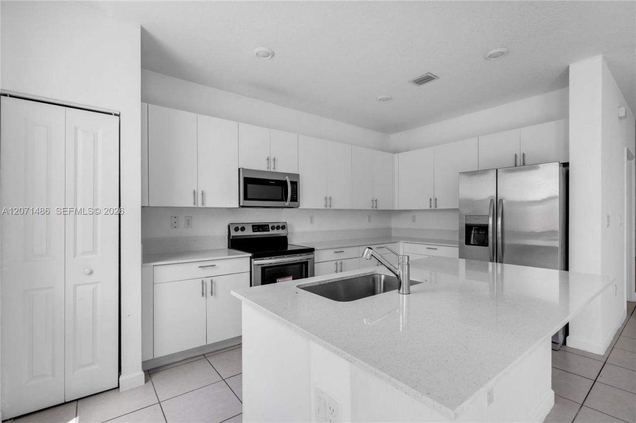 23469 SW 129th Pl , Homestead, FL 33032 Photo