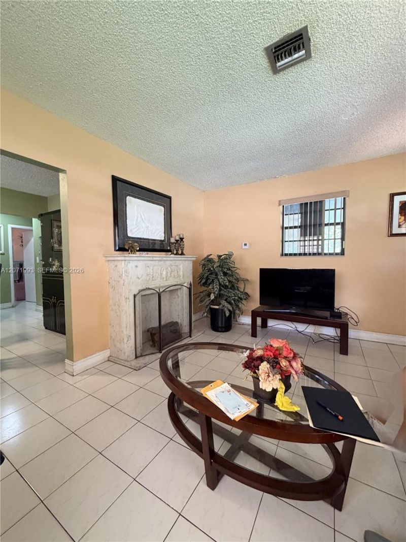 733 E 26th St , Hialeah, FL 33013 Photo