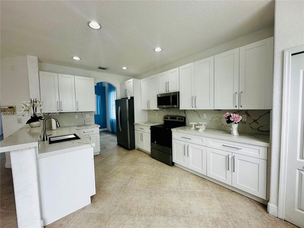 1421 SW 153rd Path, Miami, FL 33194