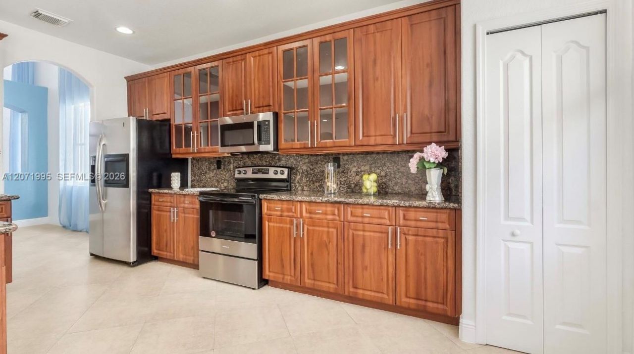 1421 SW 153rd Path, Miami, FL 33194 Photo