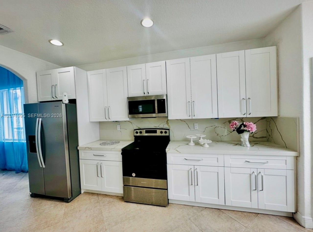 1421 SW 153rd Path, Miami, FL 33194 Photo