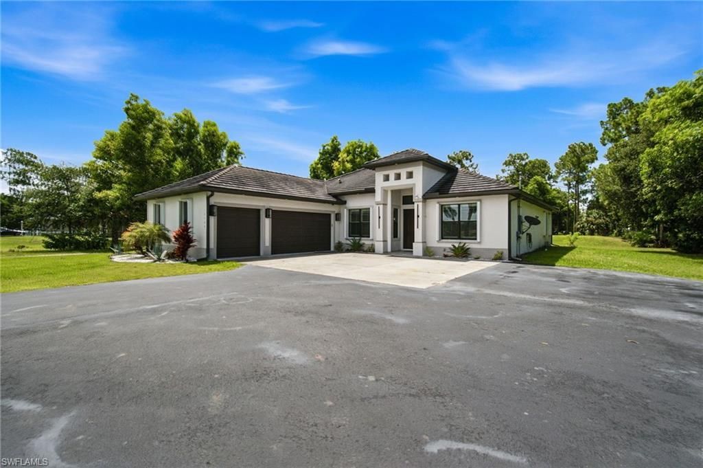 2160 Randall Blvd, Naples, FL 34120 Photo