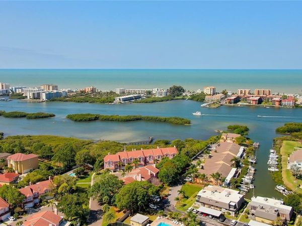 9433 HARBOR GREENS WAY , Unit 404, SEMINOLE, FL 33776