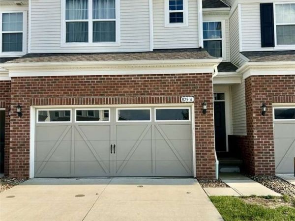 875 Dipper Lane , Unit 4, Aurora, OH 44202