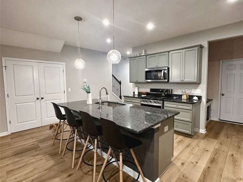 875 Dipper Lane, Unit 4, Aurora, OH 44202 Photo 6
