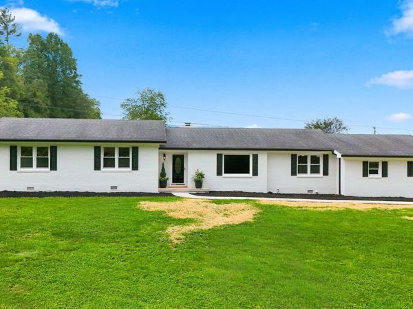 394 Cedar Street, Mountain City, TN 37683
