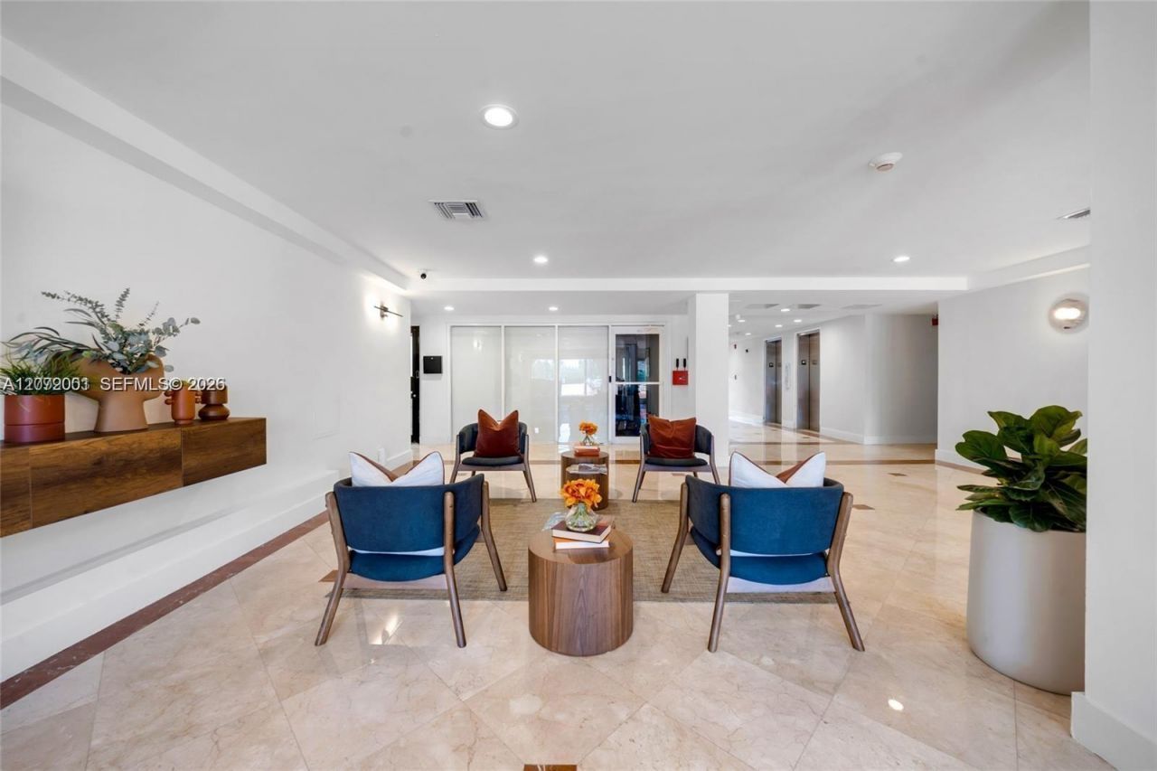 1455 N Treasure Dr , Unit 7J, North Bay Village, FL 33141 Photo