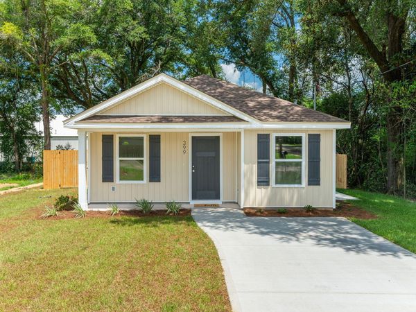 399 E Railroad Avenue, Crestview, FL 32539