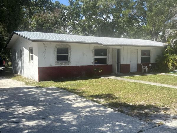 2105 Delaware Avenue, Fort Pierce, FL 34950