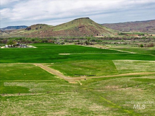 3930 Jake Lane, Emmett, ID 83617