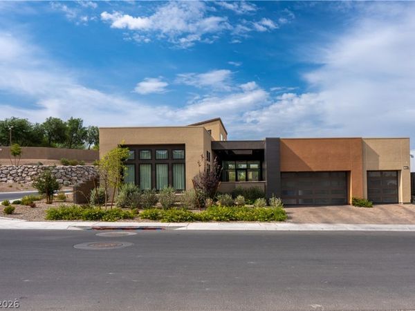 11134 Desert Heights Avenue , Las Vegas, NV 89135