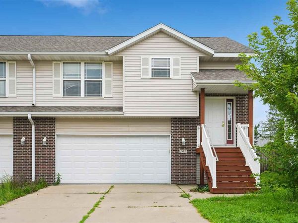 207 Watercress, North Liberty, IA 52317