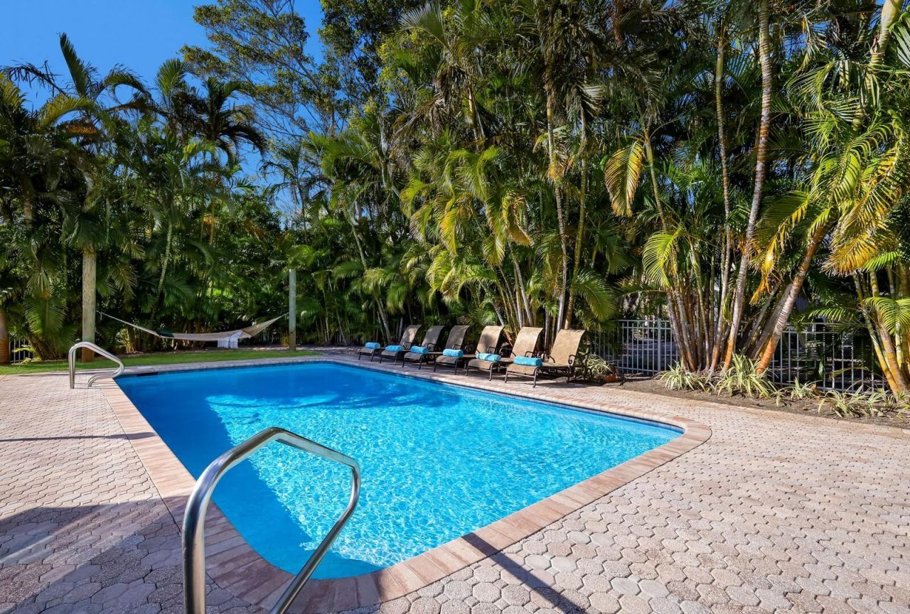 125 Crescent Drive, Anna Maria, FL 34216 Photo