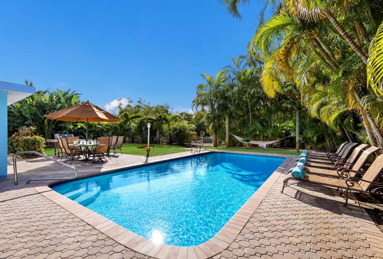 125 Crescent Drive, Anna Maria, FL 34216 Photo
