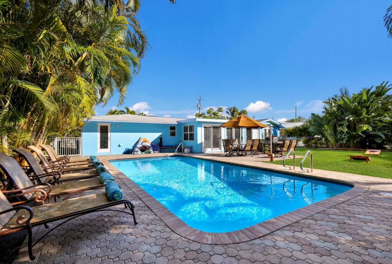 125 Crescent Drive, Anna Maria, FL 34216 Photo