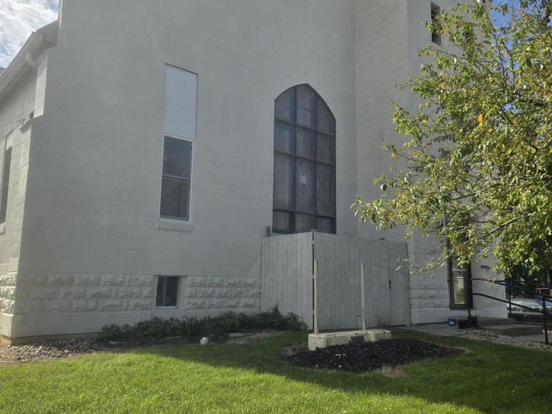 237 N Pine Street, Saint Marys, OH 45885 Photo 2