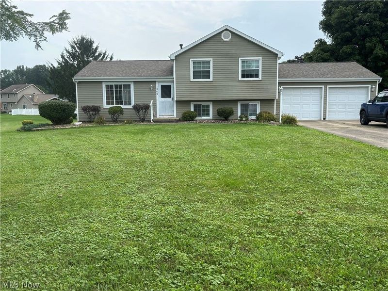 1302 Huntington Court, Boardman, OH 44512 Photo 1
