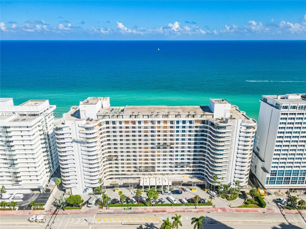 5555 Collins Ave , Unit 5A, Miami Beach, FL 33140 Photo
