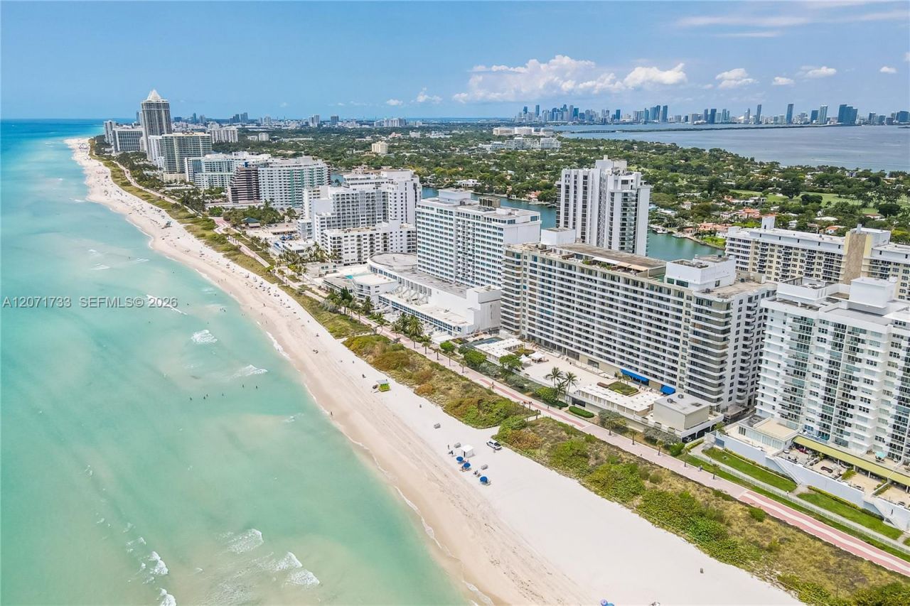 5555 Collins Ave , Unit 5A, Miami Beach, FL 33140 Photo