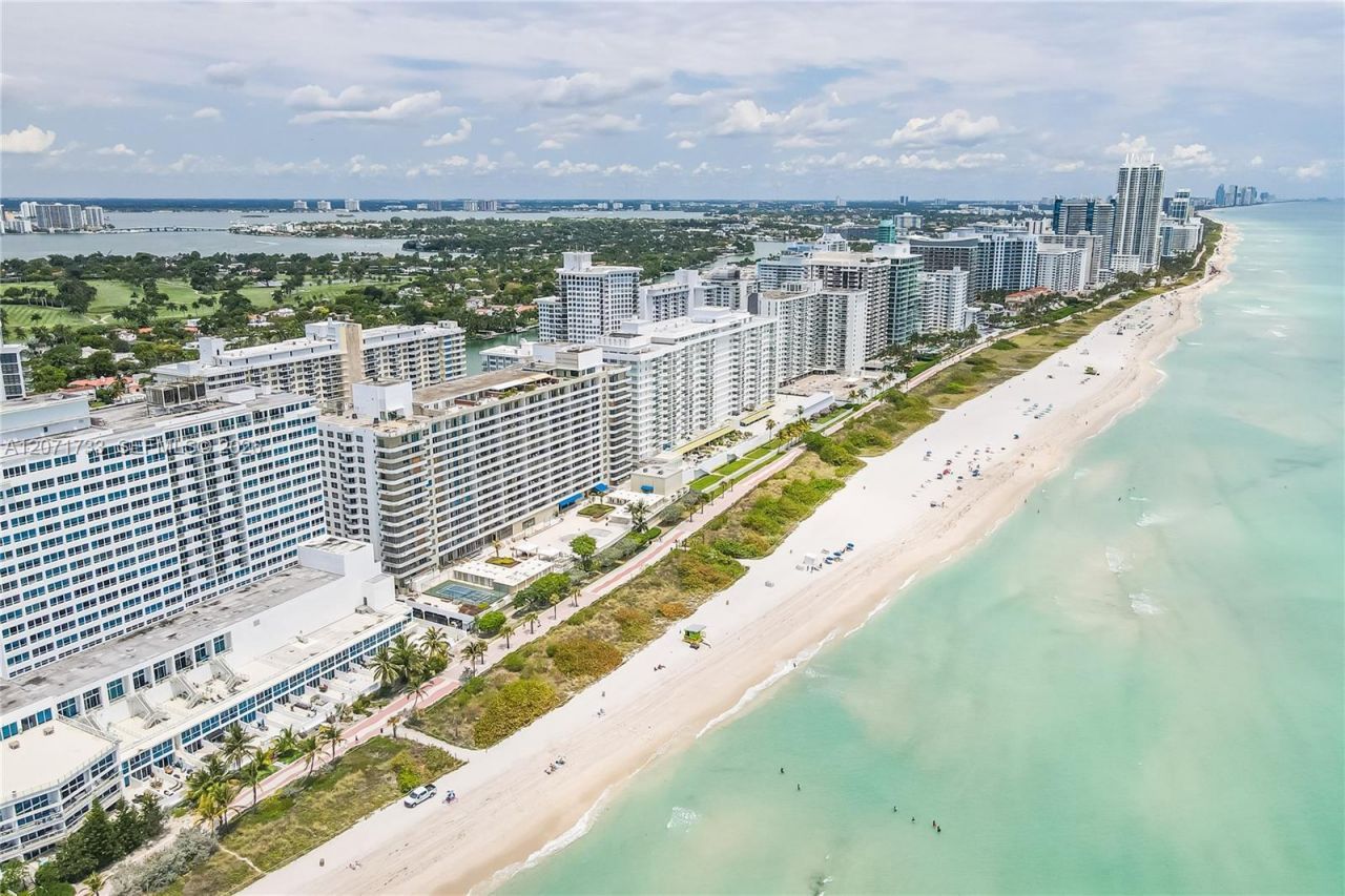 5555 Collins Ave , Unit 5A, Miami Beach, FL 33140 Photo