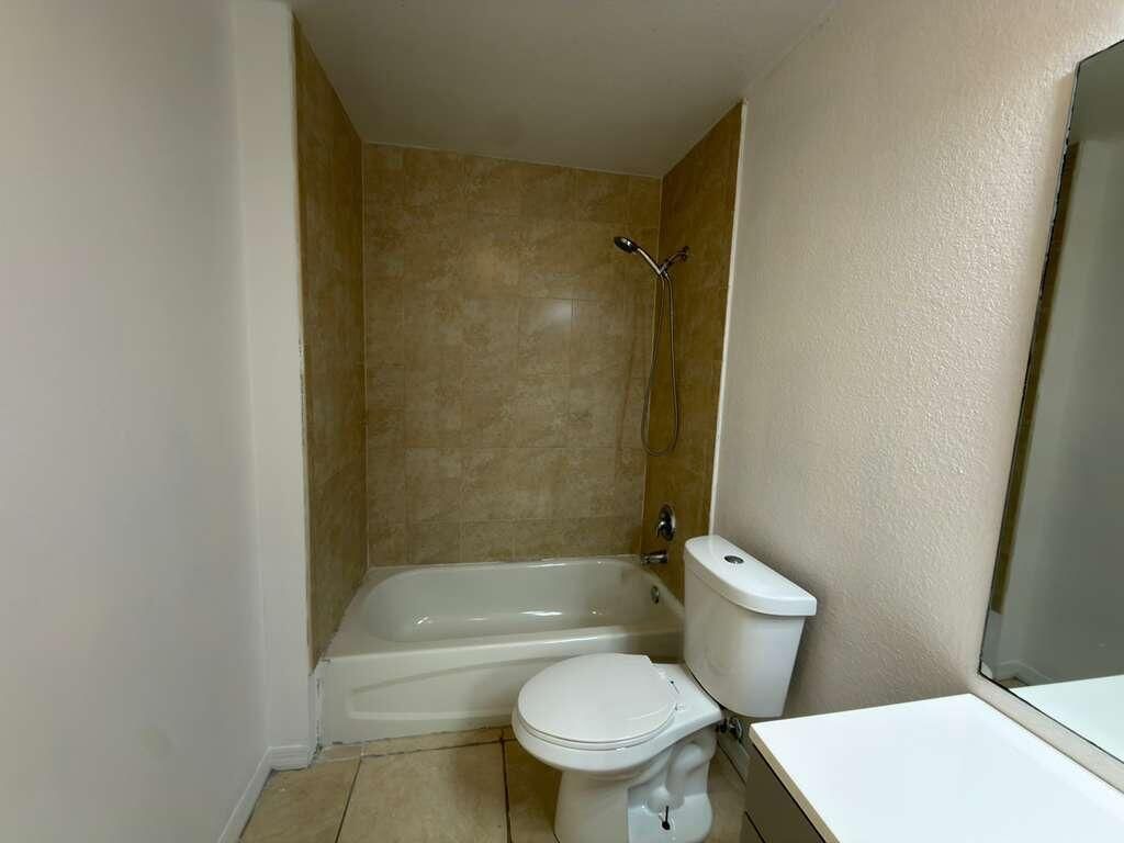 3842 SW 48th Avenue, Hollywood, FL 33023 Photo